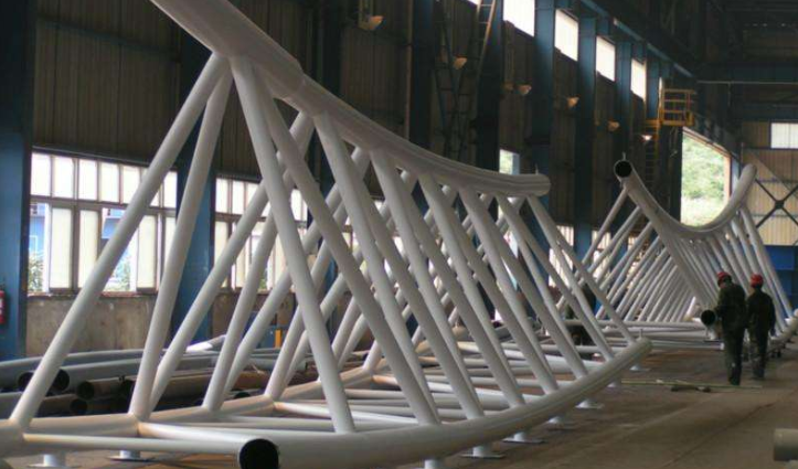 东莞管廊钢结构与桁架结构的管道支架应该如何区分